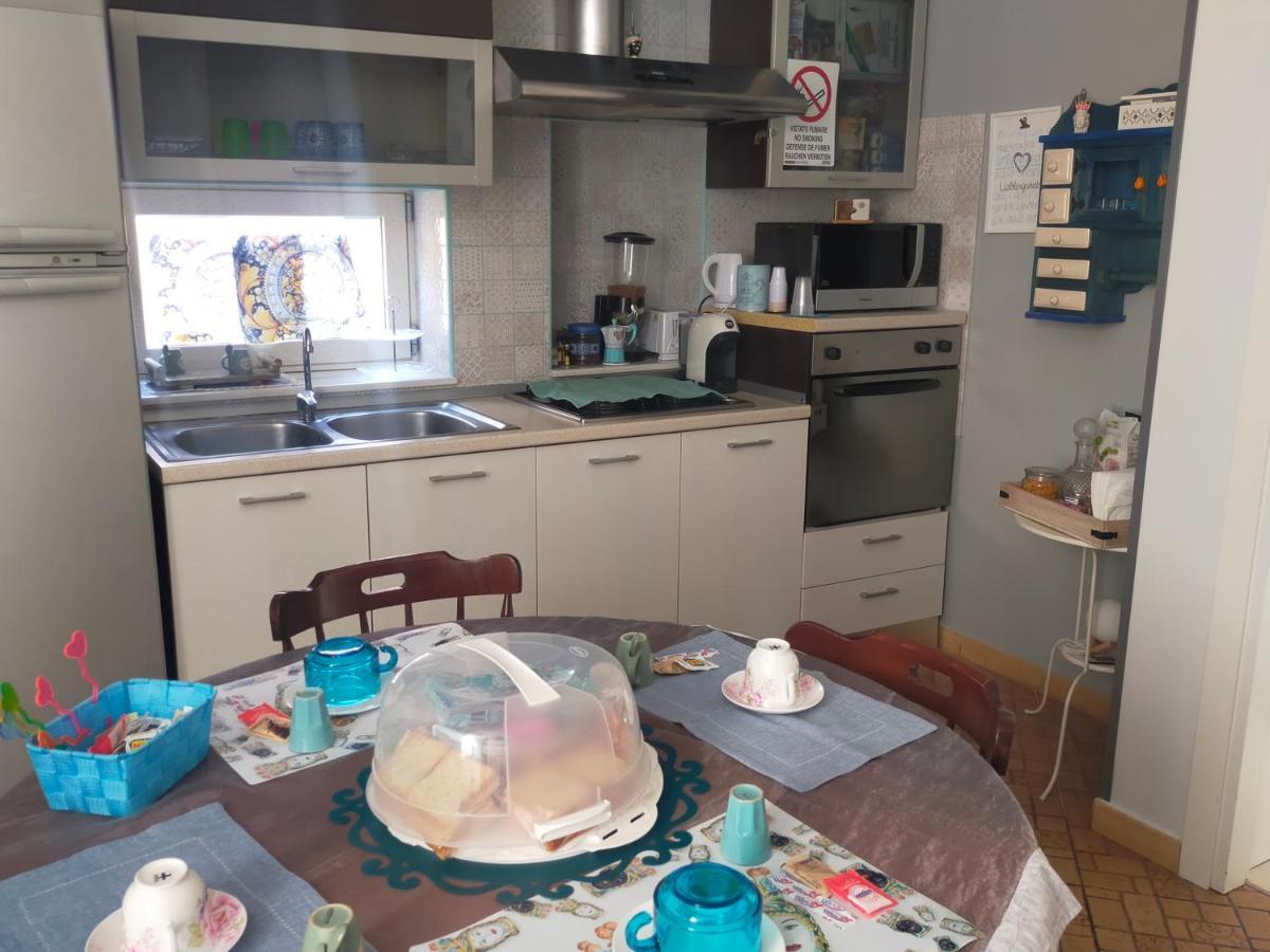 Ferienwohnung LunAzzurra Messina Exterior foto